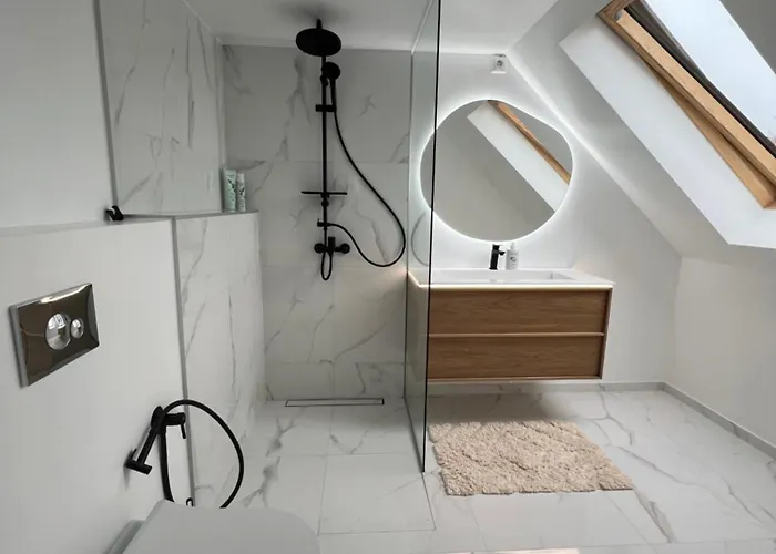 Semesterbostad Black House Pärnu